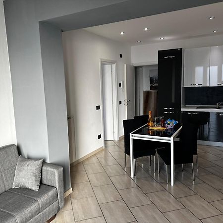 Casa Simone Lägenhet Omegna Exteriör bild